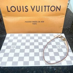Louis Vuitton Damier Azure- Ballerina Pink pouch